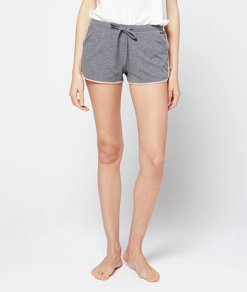 Pantalón corto jaspeado con mensaje Pantalón corto jaspeado con mensaje
