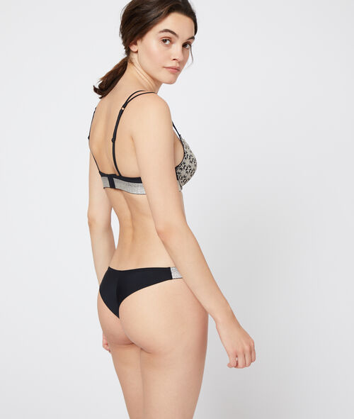 Tanga de encaje, fibras metalizadas Tanga de encaje, fibras metalizadas
