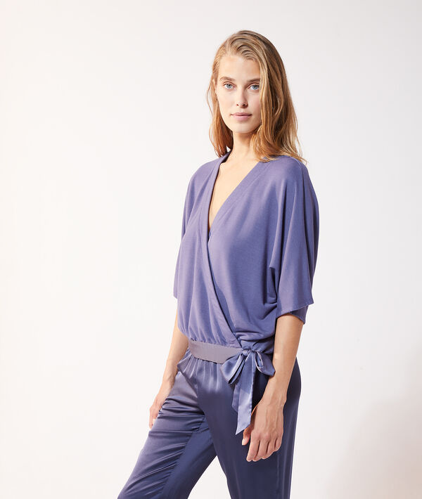 Top escote cruzado con lazada Top escote cruzado con lazada;${refinementColor}