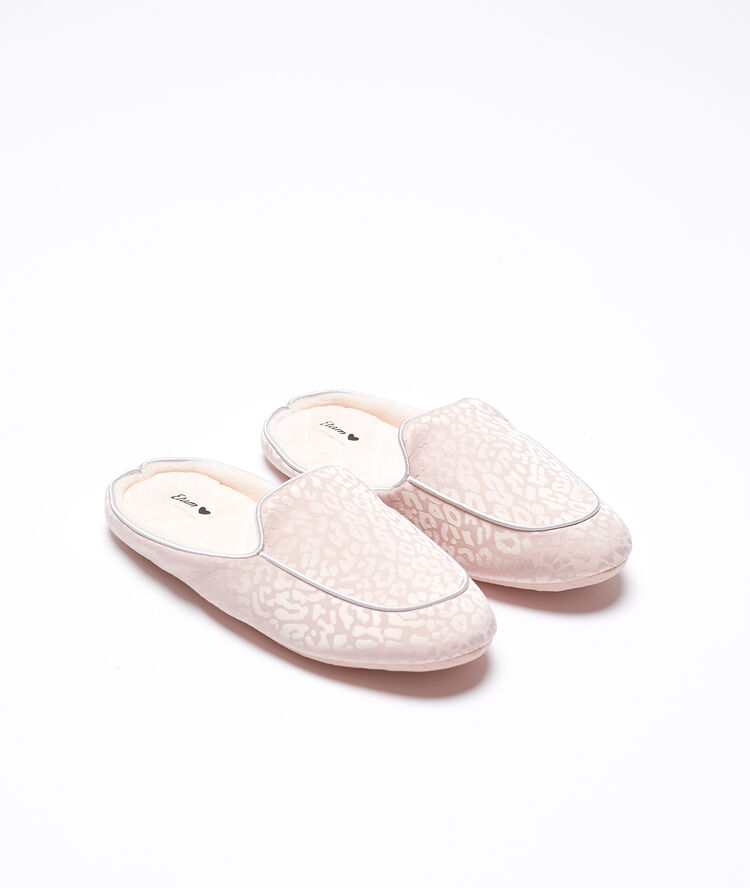 Zapatillas satinadas estampado leopardo rosa.