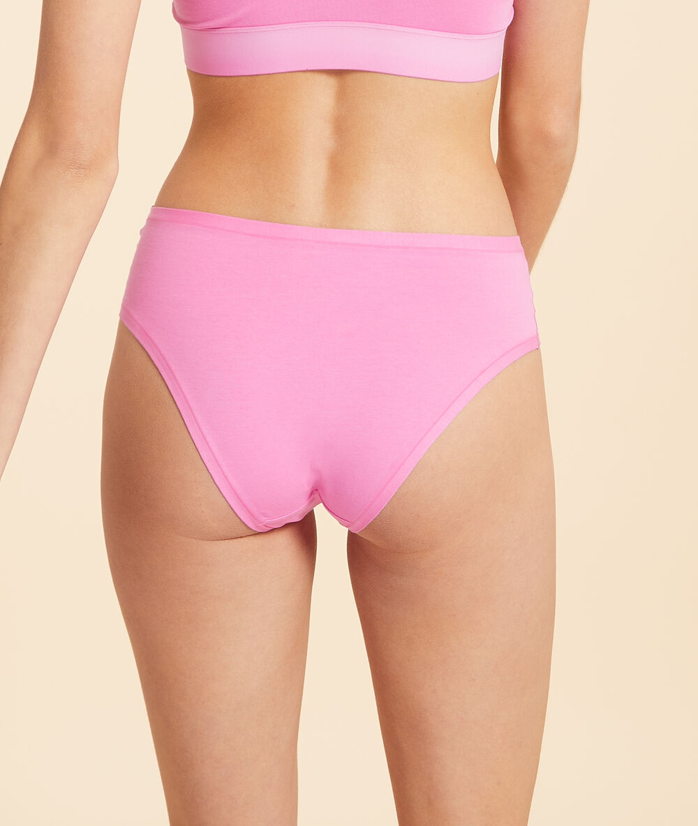 Braguita de algodón rosa.