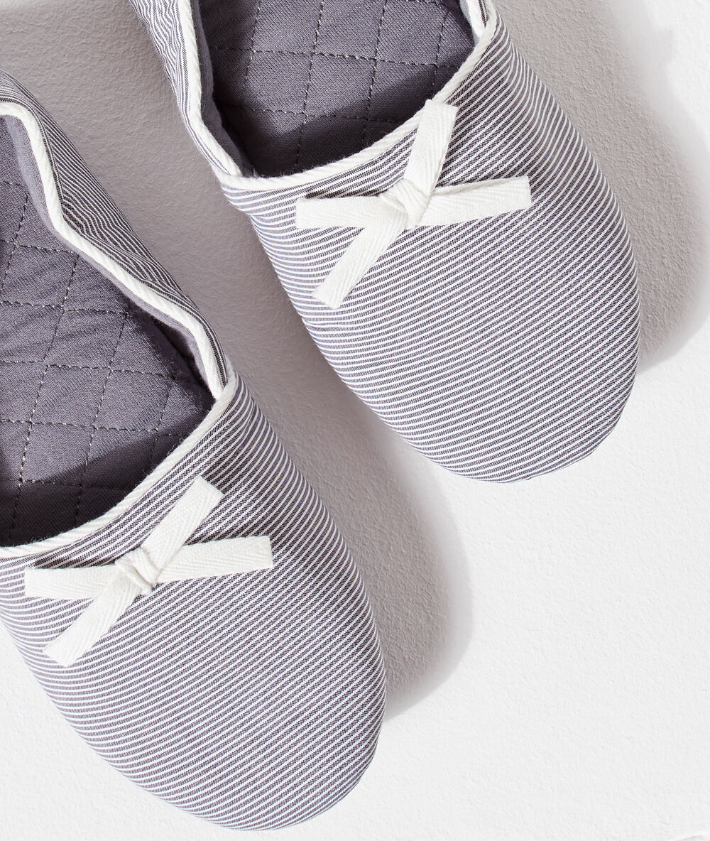 Zapatillas plegables c.gris.
