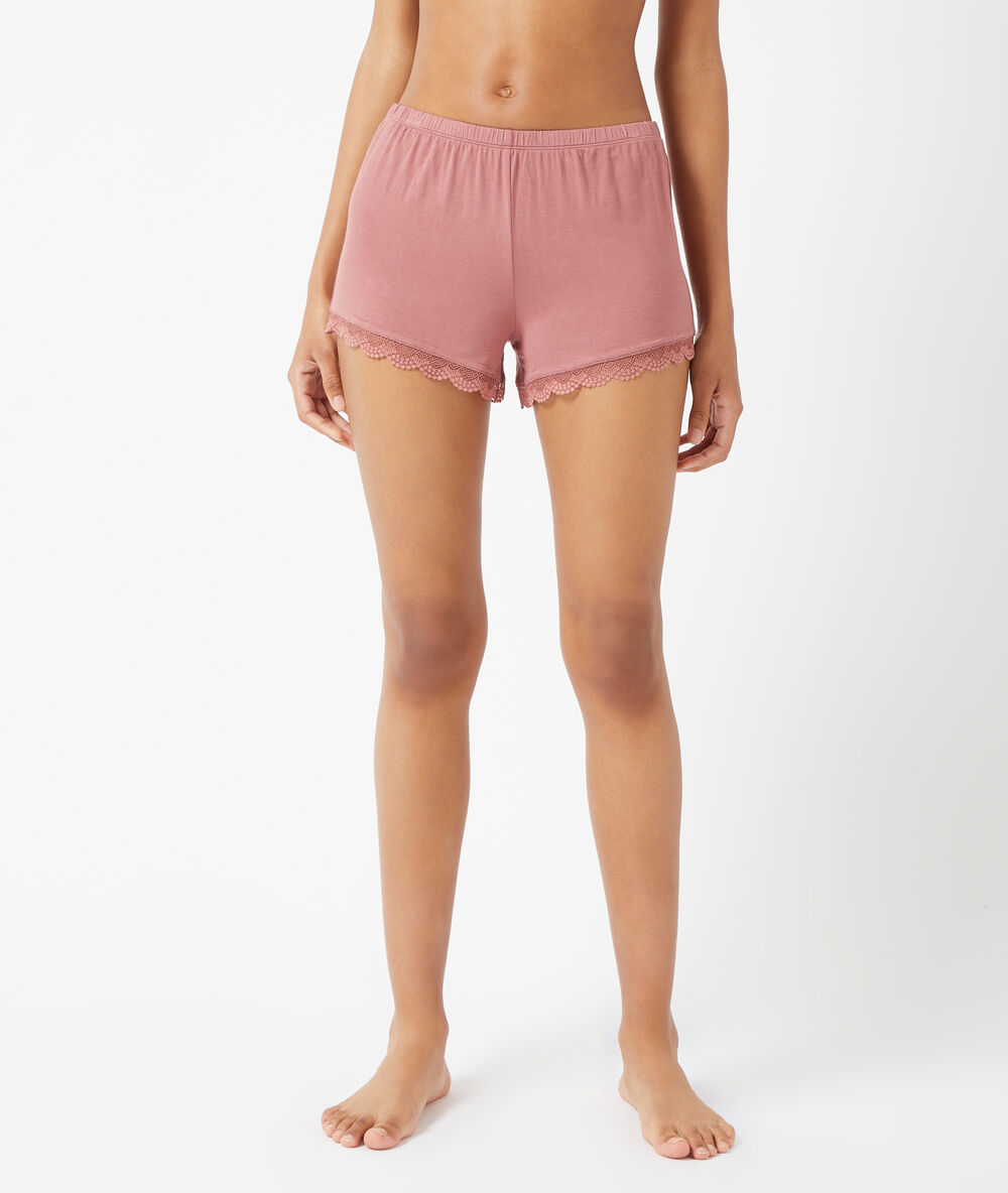 Pantalón corto con motivos de encaje maquillaje.