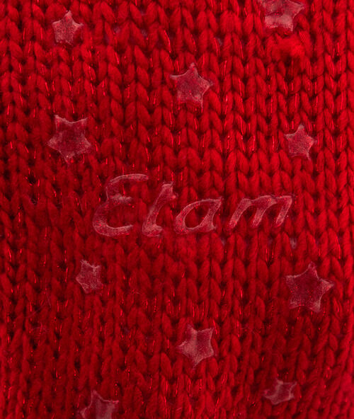 Calcetines punto tricotado forro interior rojo.
