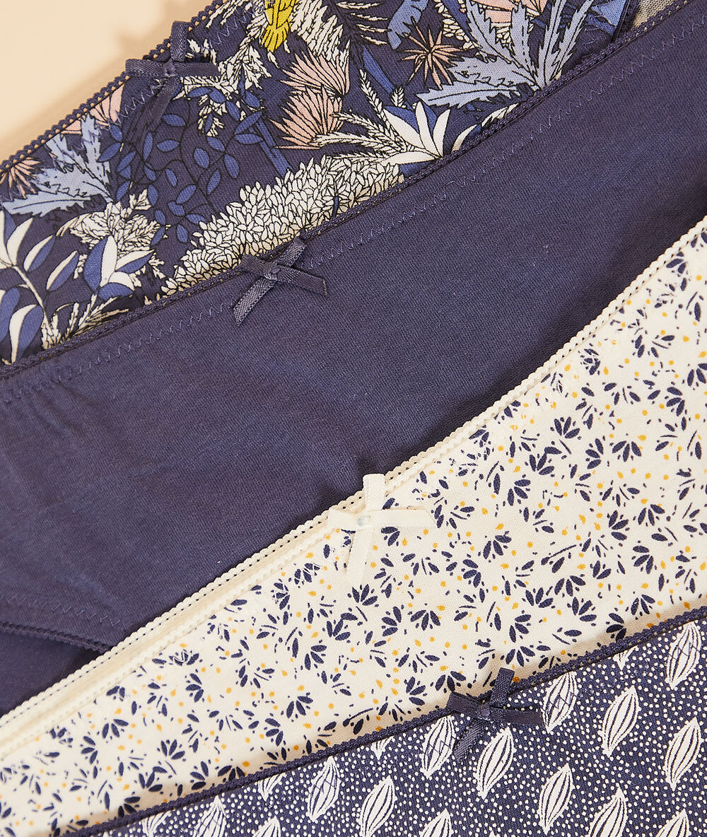 Lote de 4 braguitas estampadas azul marino.