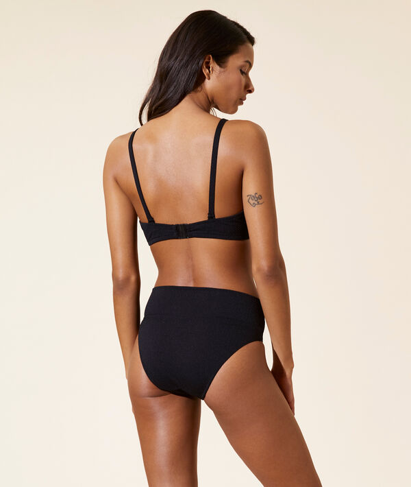 Sujetador bikini sin relleno. Copa D-E Sujetador bikini sin relleno. Copa D-E;${refinementColor}