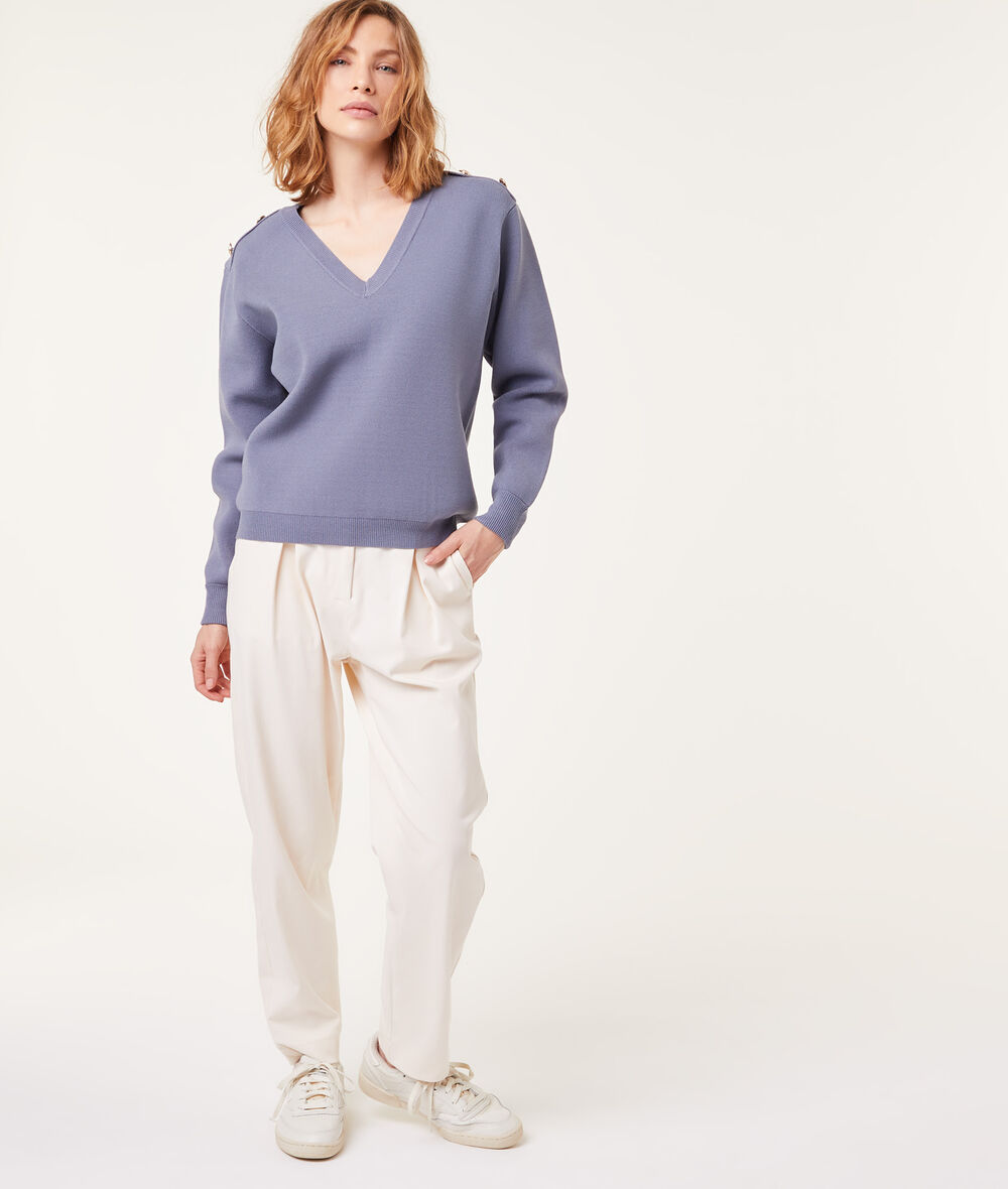 Jersey escote en V, botones decorativos;${refinementColor}