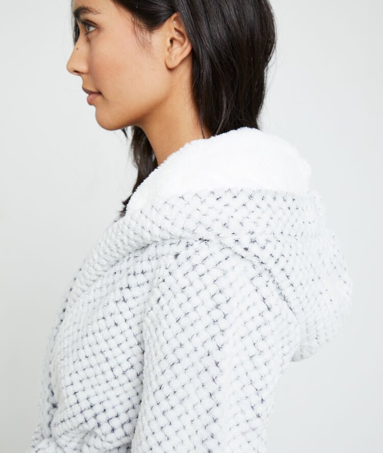 Chaqueta con capucha c.gris.