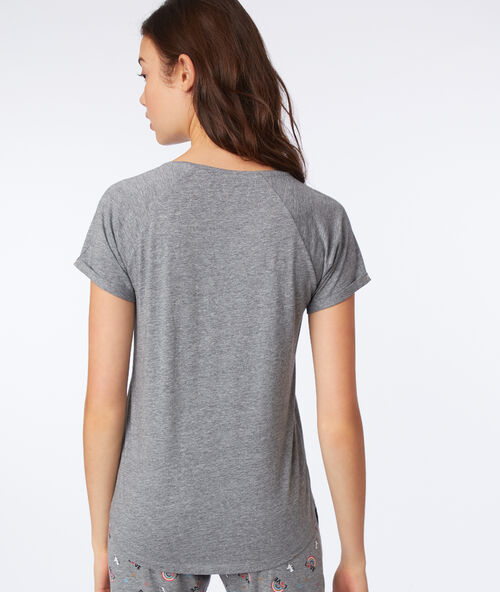 Camiseta dibujo arcoíris antracita.