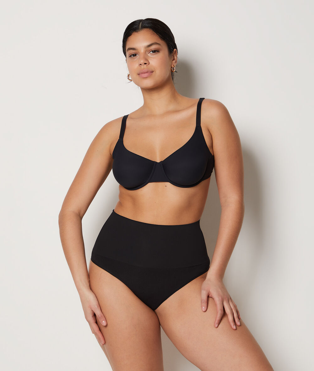 Tanga de talle alto. sujeción media negro.