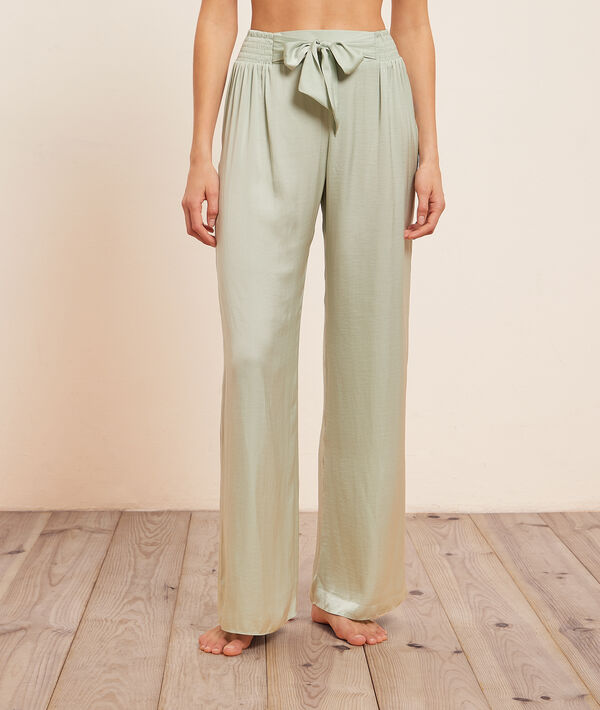 Pantalón pijama ancho de satén Pantalón pijama ancho de satén;${refinementColor}