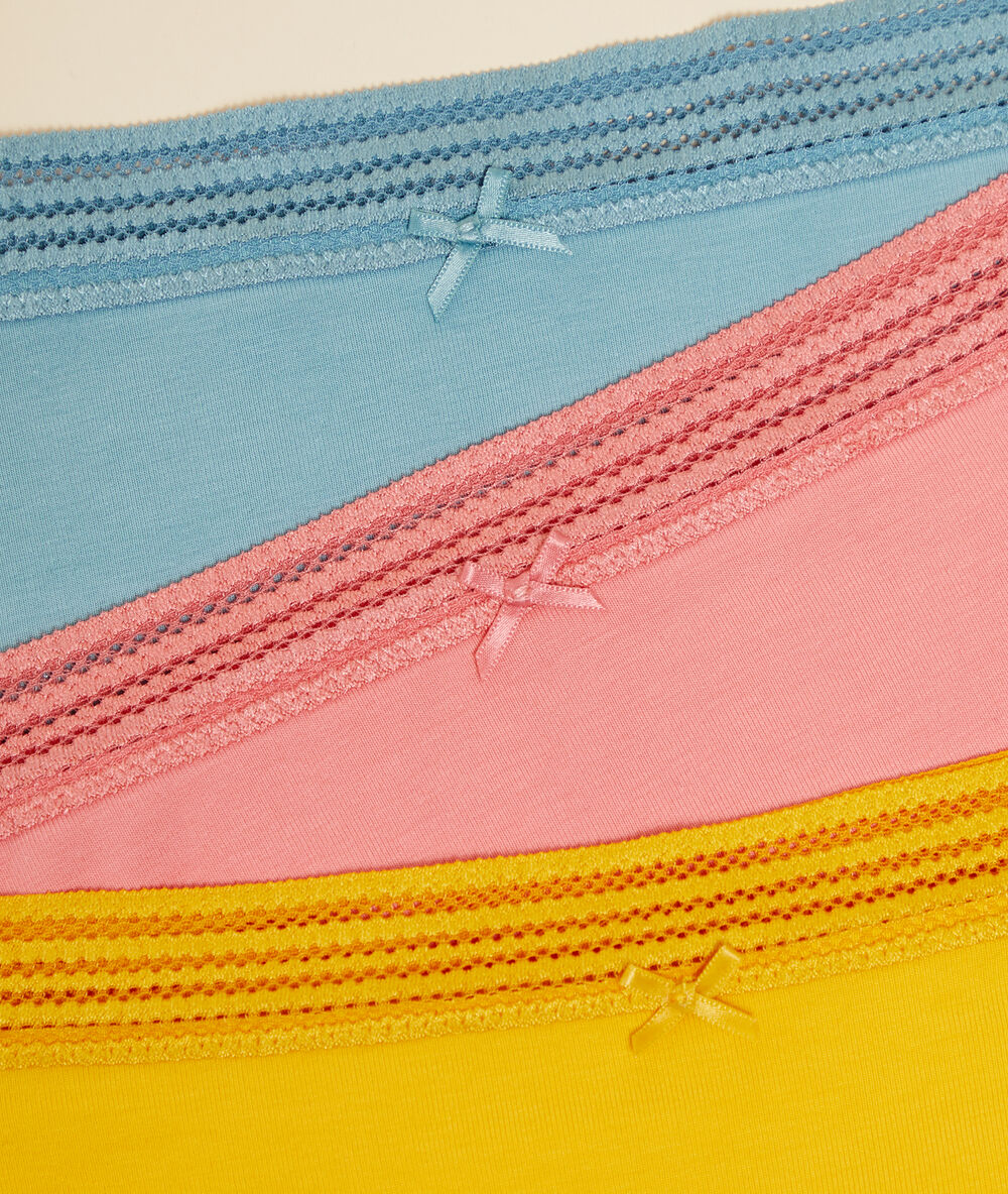 Lote de 3 braguitas brasileñas multicolor.