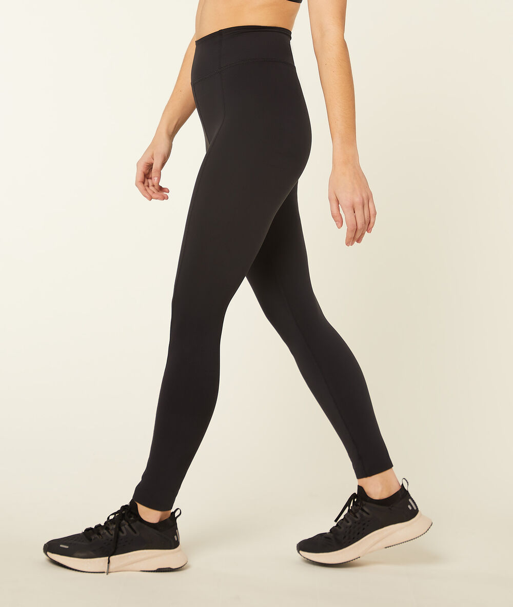 Leggings de yoga negro.