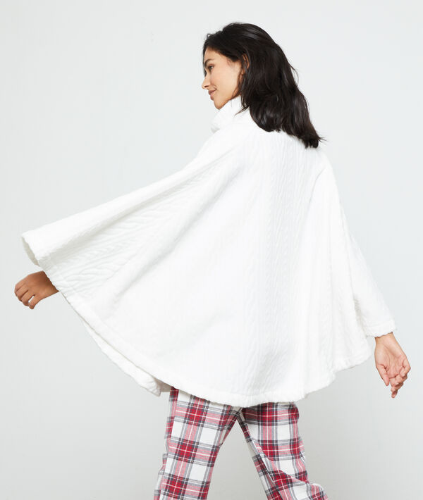 Poncho tejido doble Poncho tejido doble