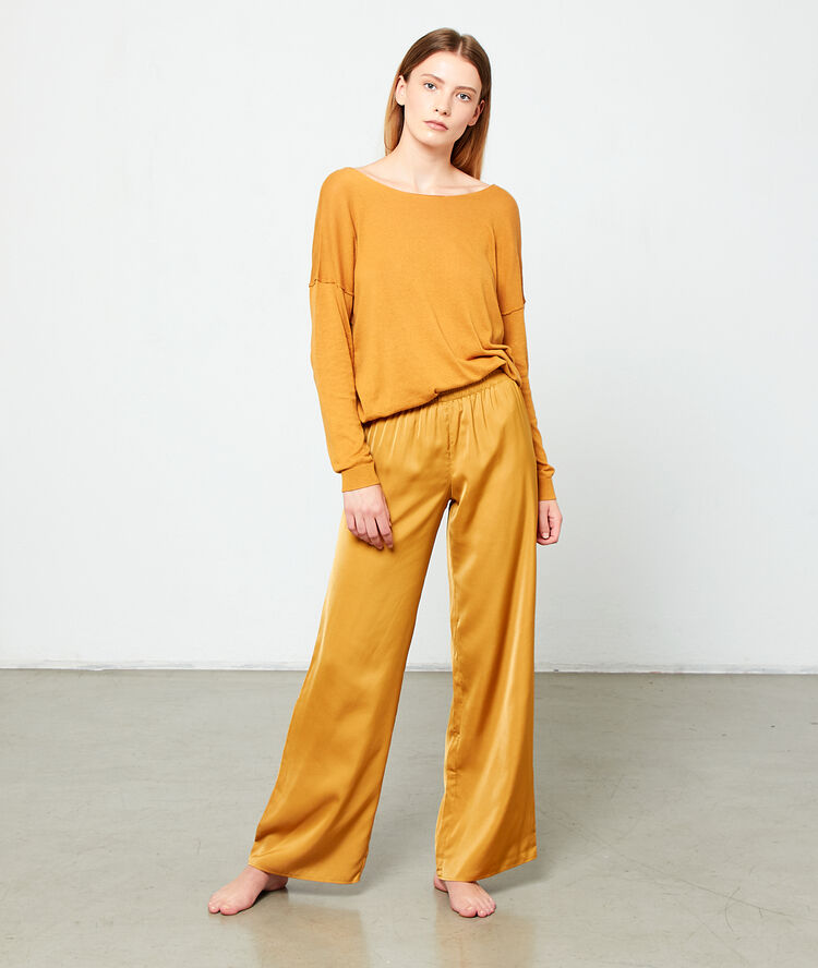 Jersey fino cuello barco c.ocre.