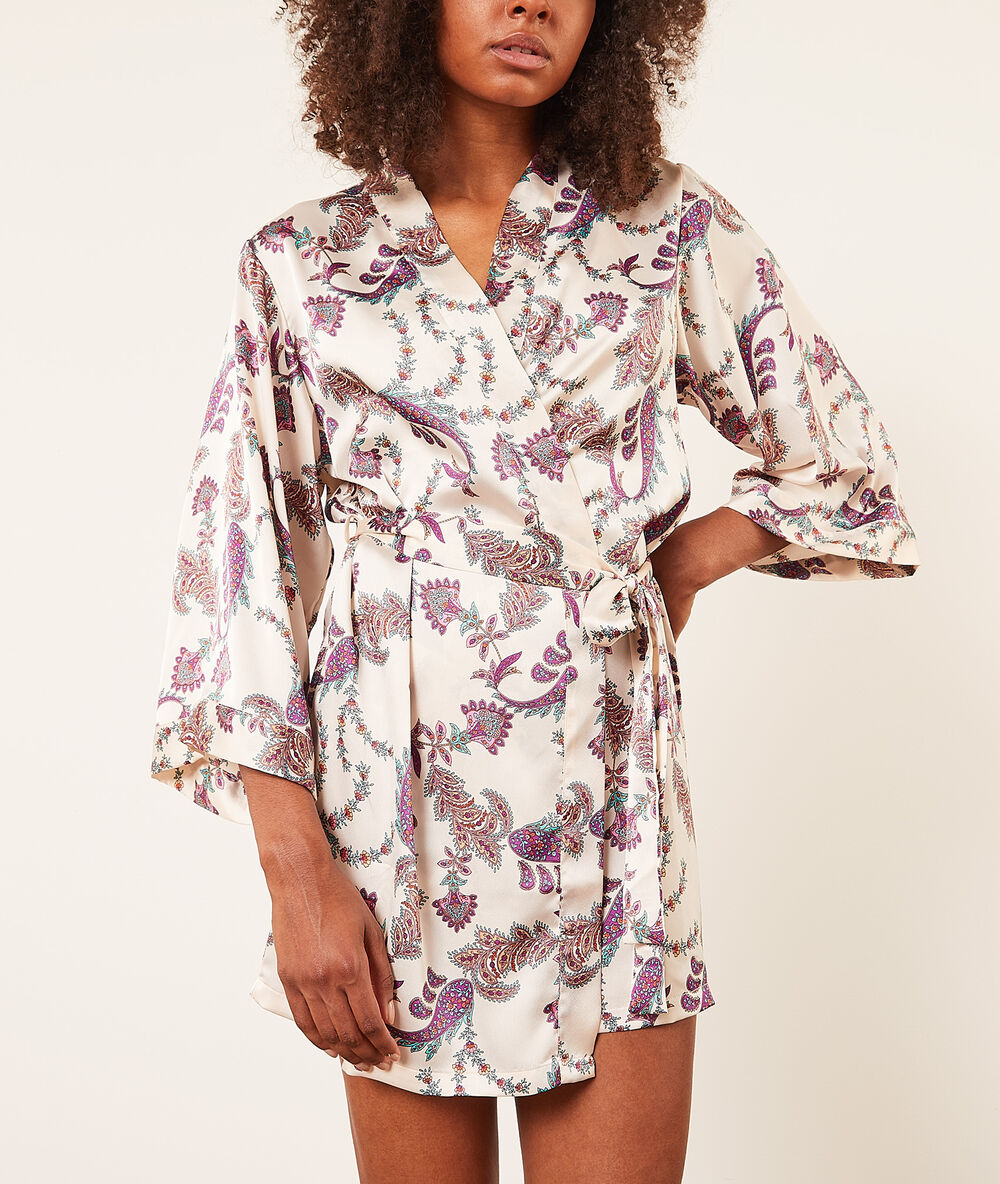 Bata tipo kimono estampada crudo.