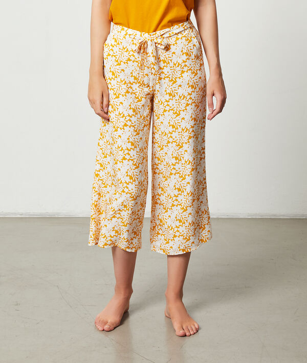 Pantalón 7/8 estampado floral Pantalón 7/8 estampado floral;${refinementColor}