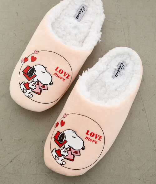 Zapatillas destalonadas con forro Snoppy Zapatillas destalonadas con forro Snoppy