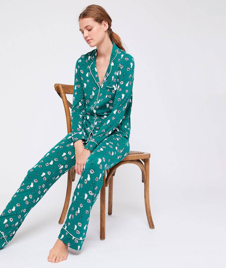 Camisa pijama estampado felinos. viscosa ecoresponsable verde.