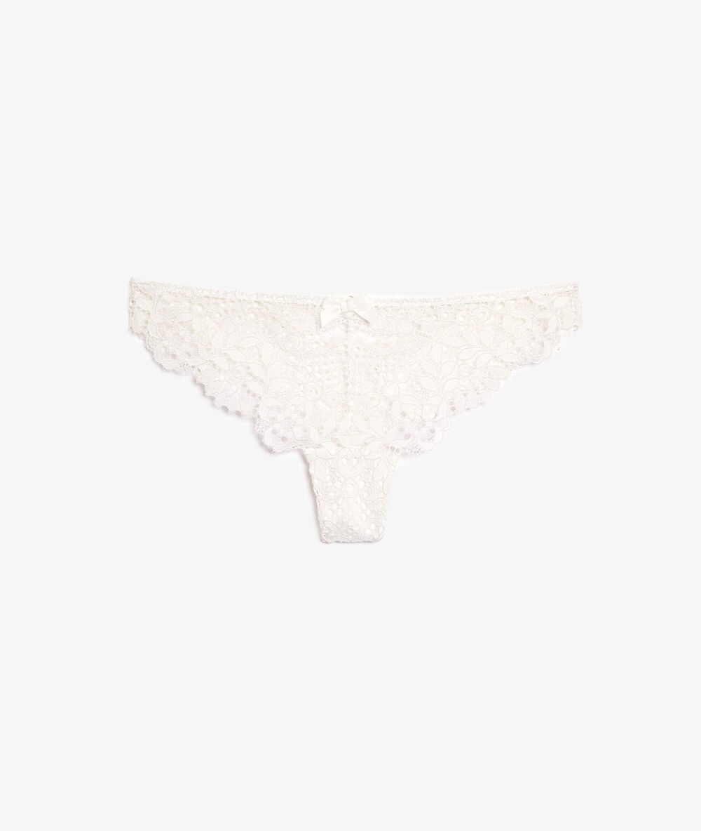 Tanga de encaje floral crudo.