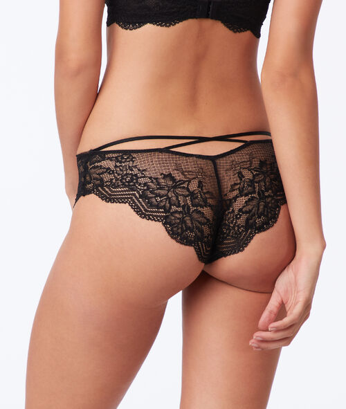 Culote de encaje y tiras decorativas Culote de encaje y tiras decorativas