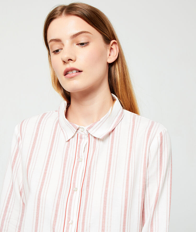Camisón estampado de rayas rojo.