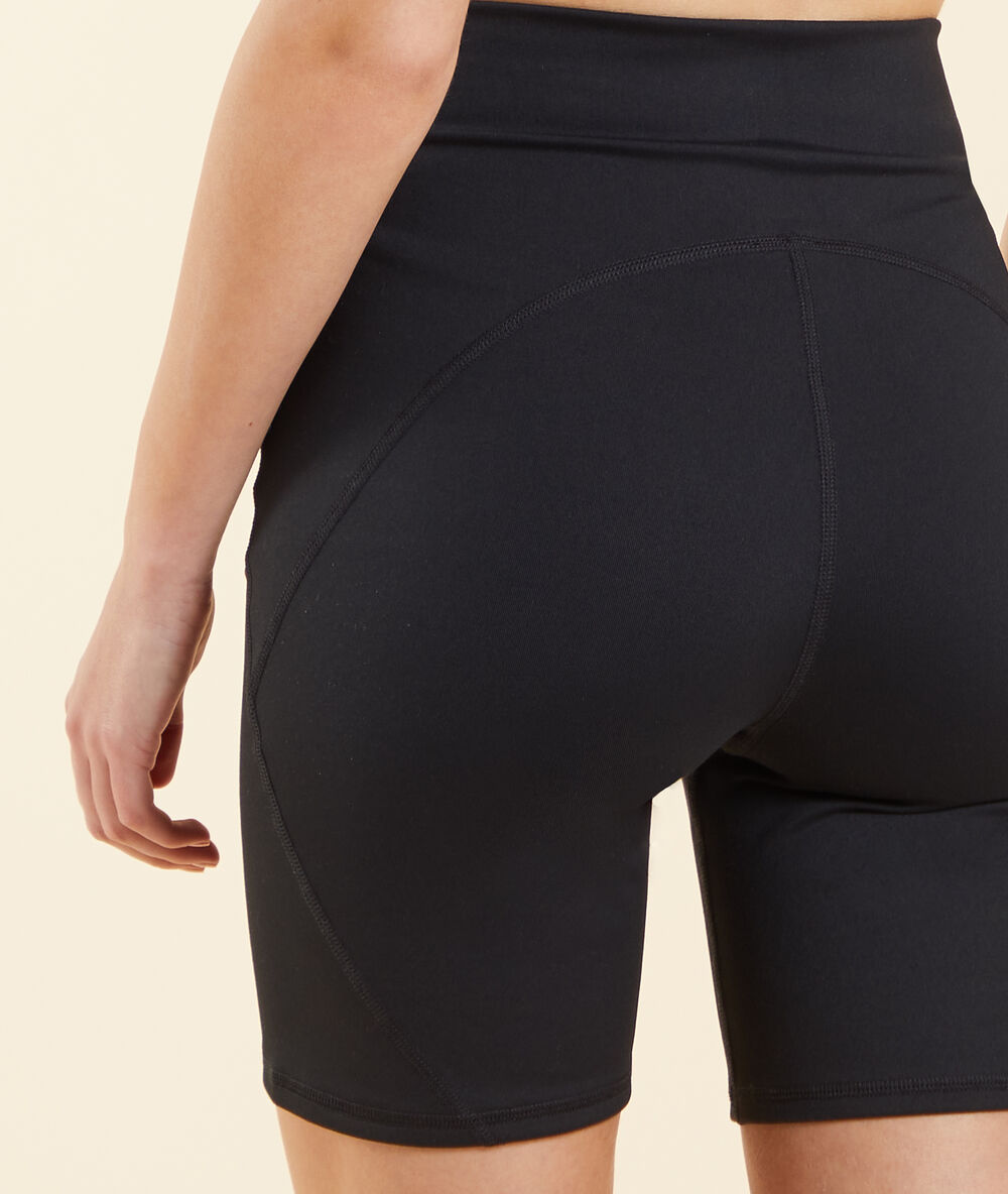 Malla ciclista negro.