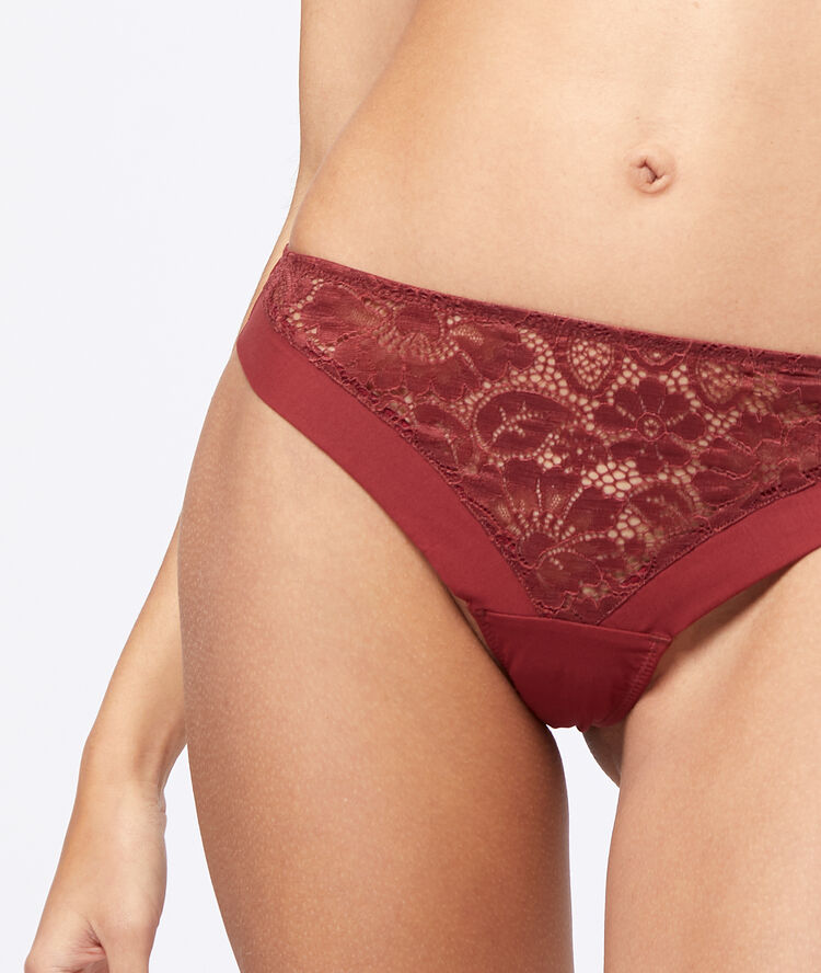 Tanga de encaje floral y microfibra marrón.