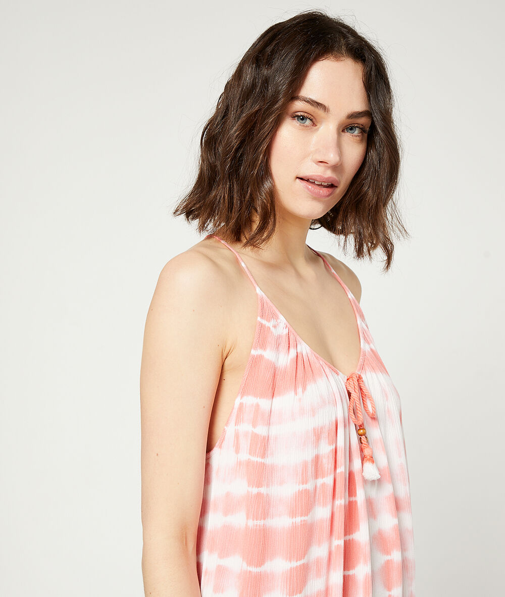 Camisón estampado tie-dye coral.