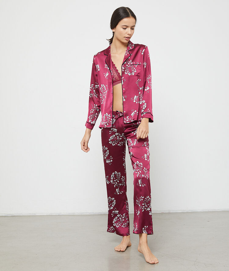 Camisa pijama de satén estampado floral violeta.