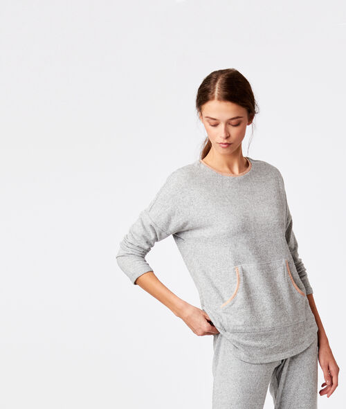 Top con bolsillo frontal Top con bolsillo frontal