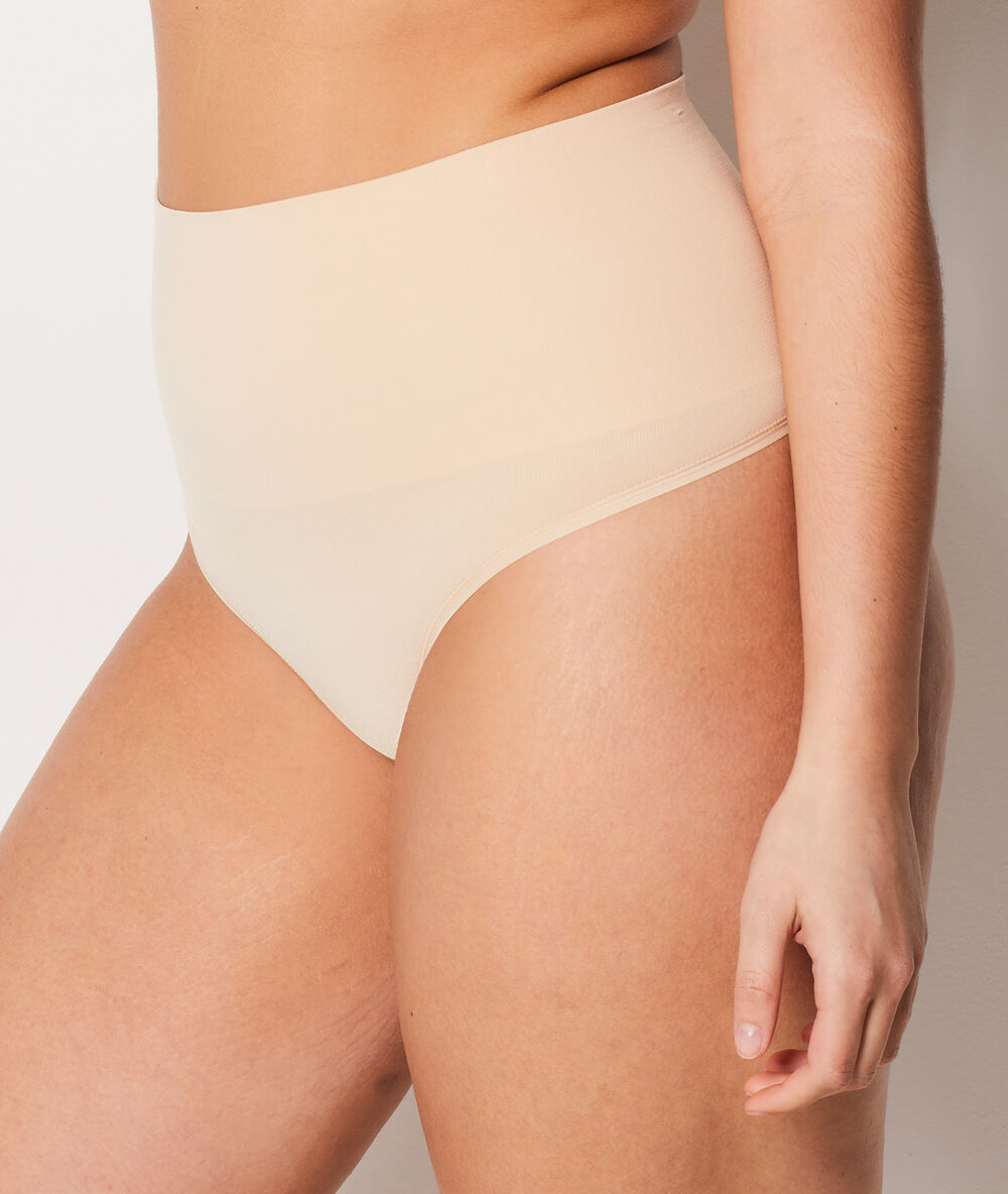 Tanga de talle alto. sujeción media c.beige.