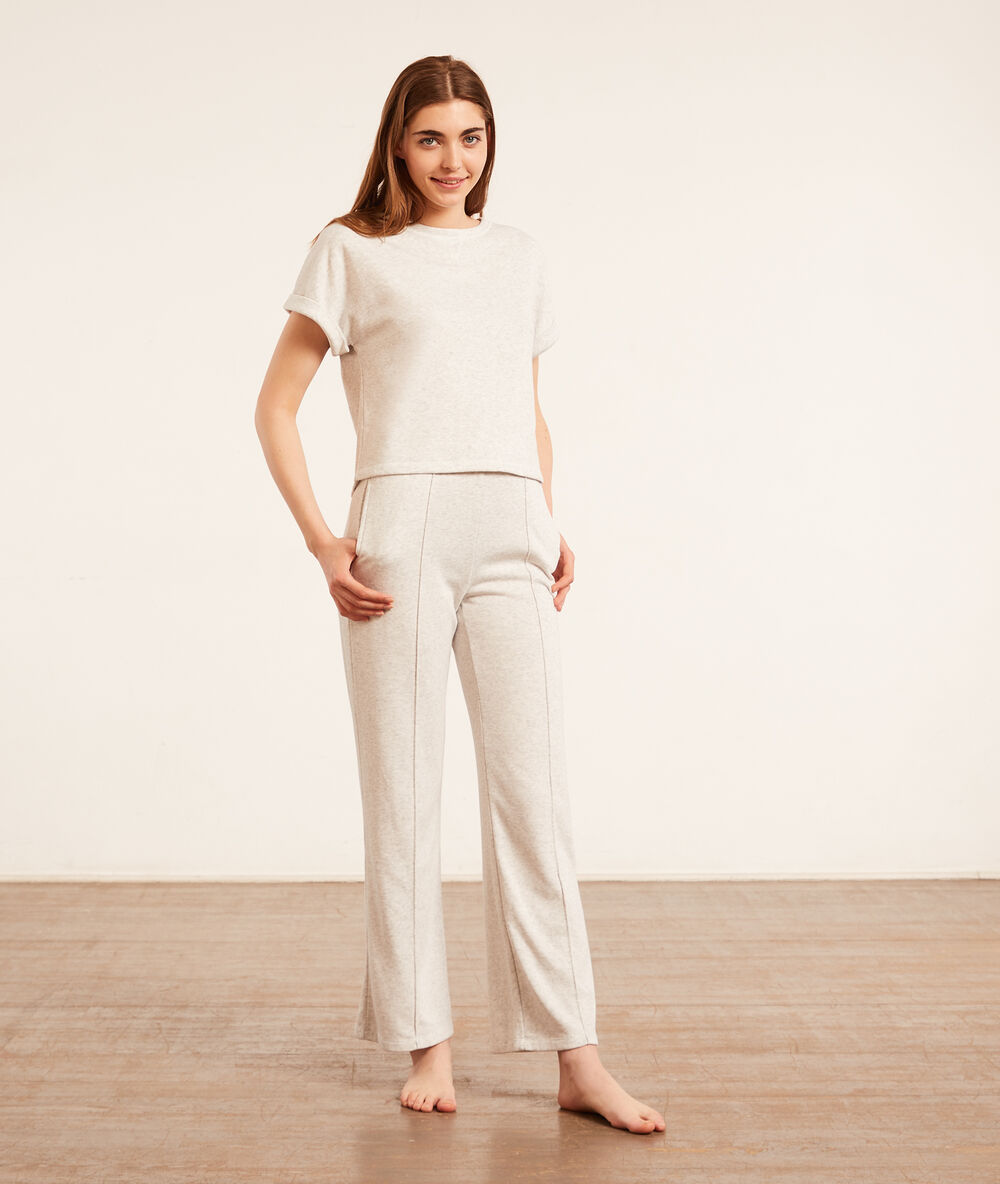 Pantalón ancho c.gris claro.