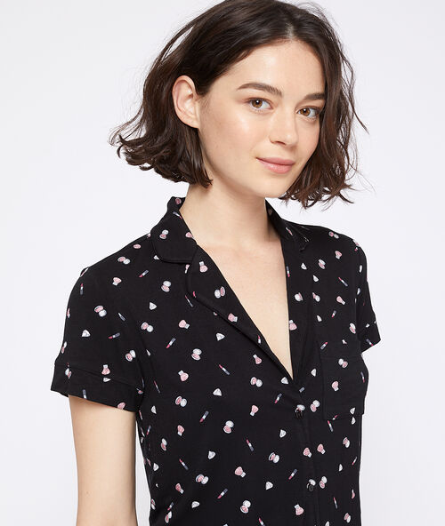 Camisa pijama estampado maquillaje negro.