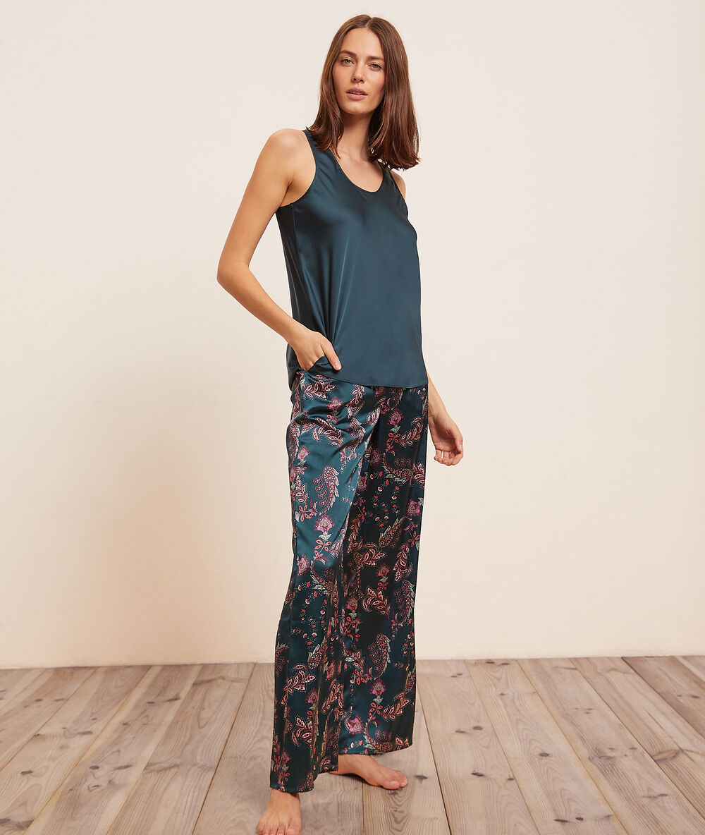Pantalón de satén estampado verde.