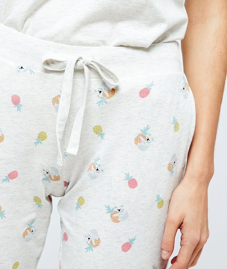 Pantalón 7/8 estampado koalas crudo.