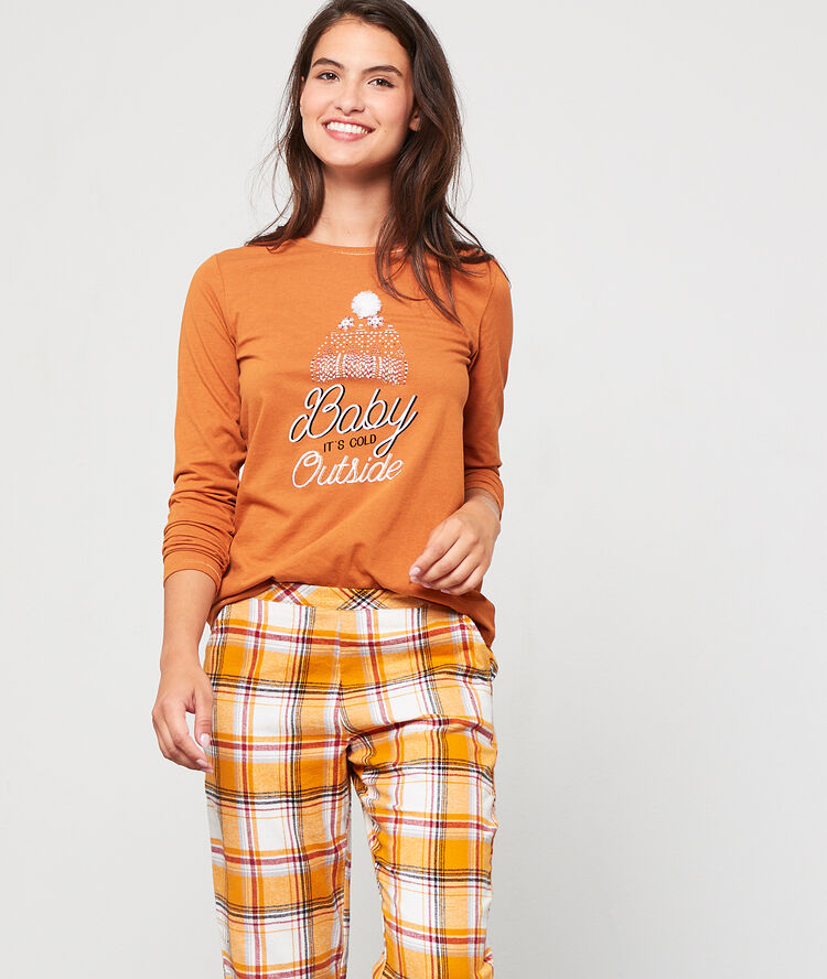 Pantalón estampado de cuadros amarillo.