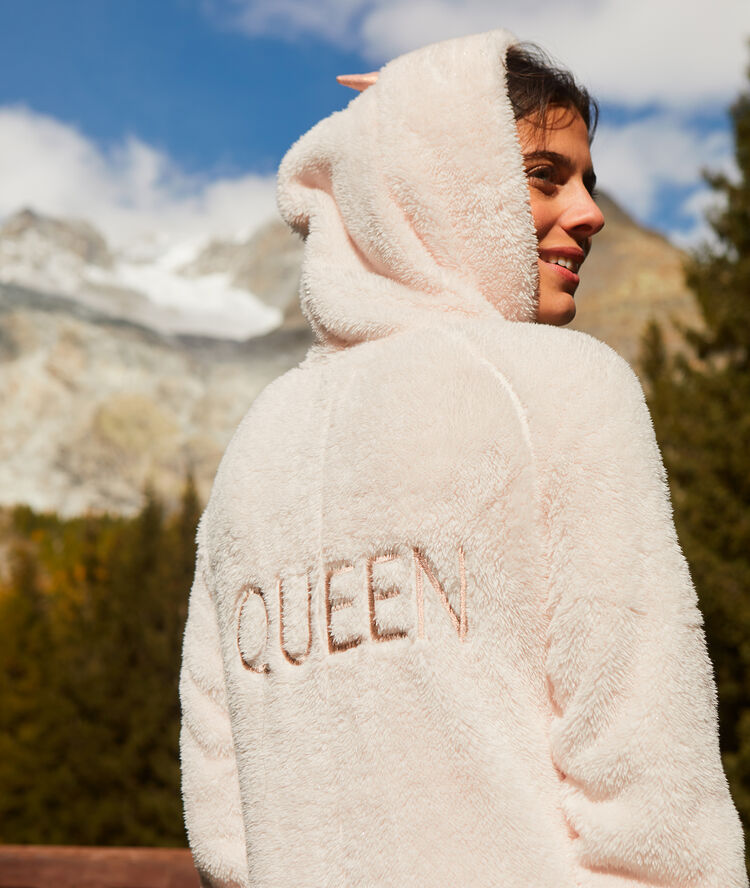 Mono tejido peluche 'queen' rosa.