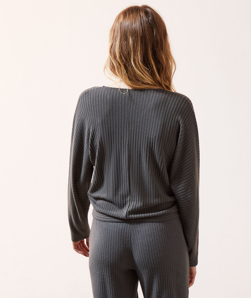Camiseta canalé, escote cruzado caqui.