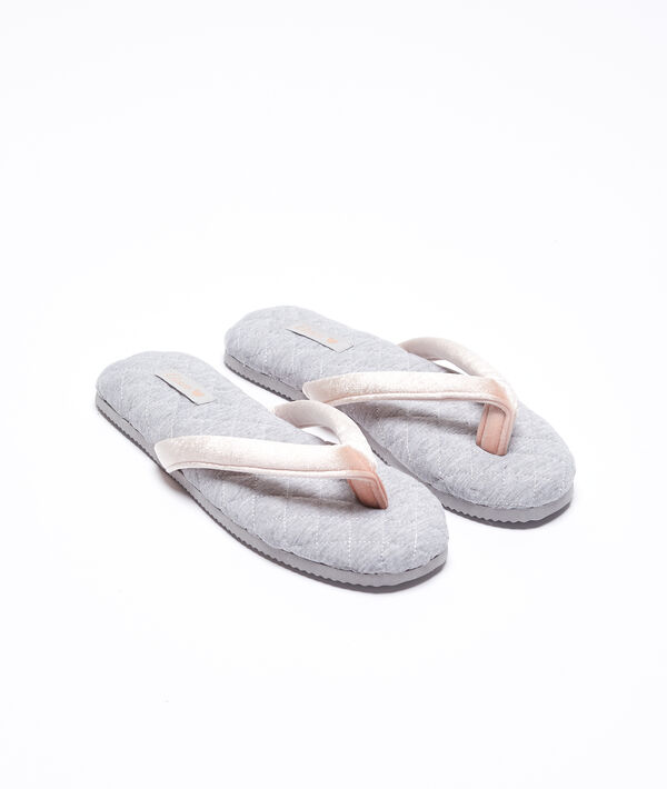 Zapatillas mullidas detalles terciopelo Zapatillas mullidas detalles terciopelo;${refinementColor}