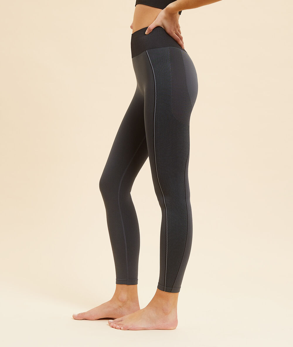 Leggings de yoga negro.