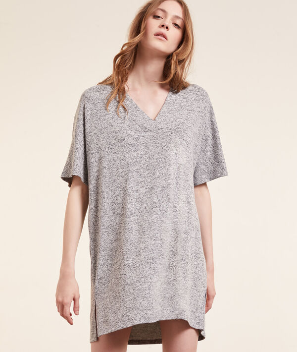 Camisón holgado, escote en V Camisón holgado, escote en V;${refinementColor}