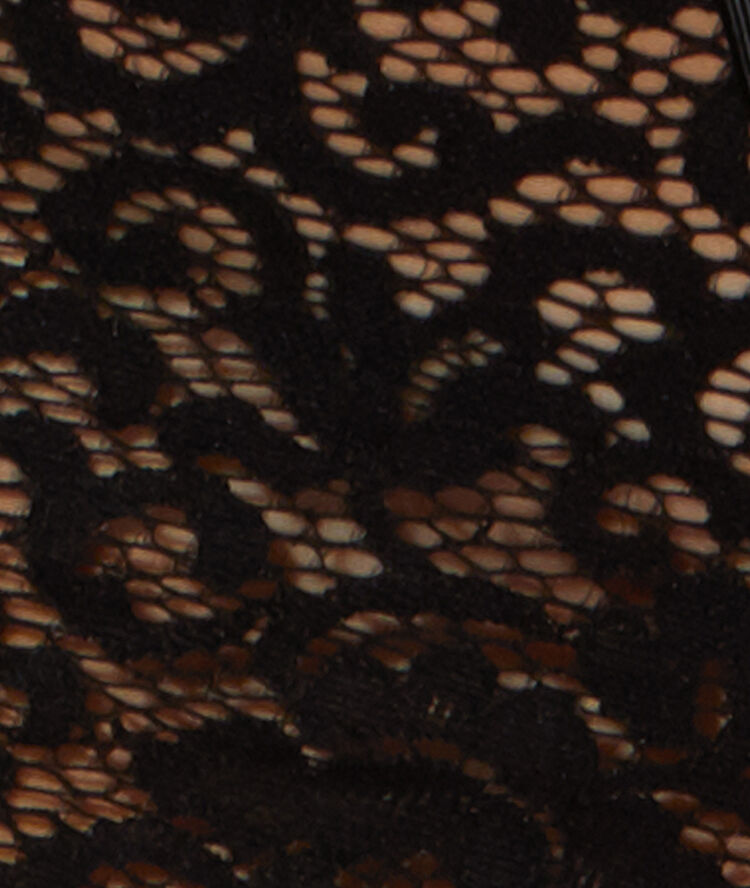 Culote de encaje negro.