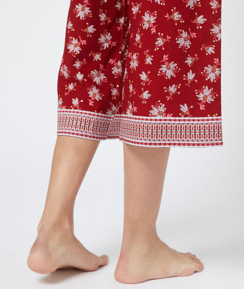 Pantalón capri estampado bajo holgado burdeos.