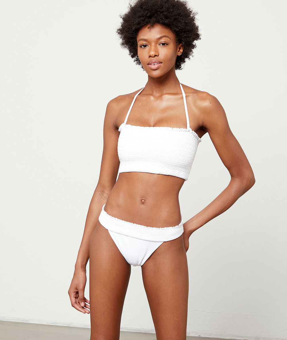 Sujetador bikini bandeau suave relieve crudo.