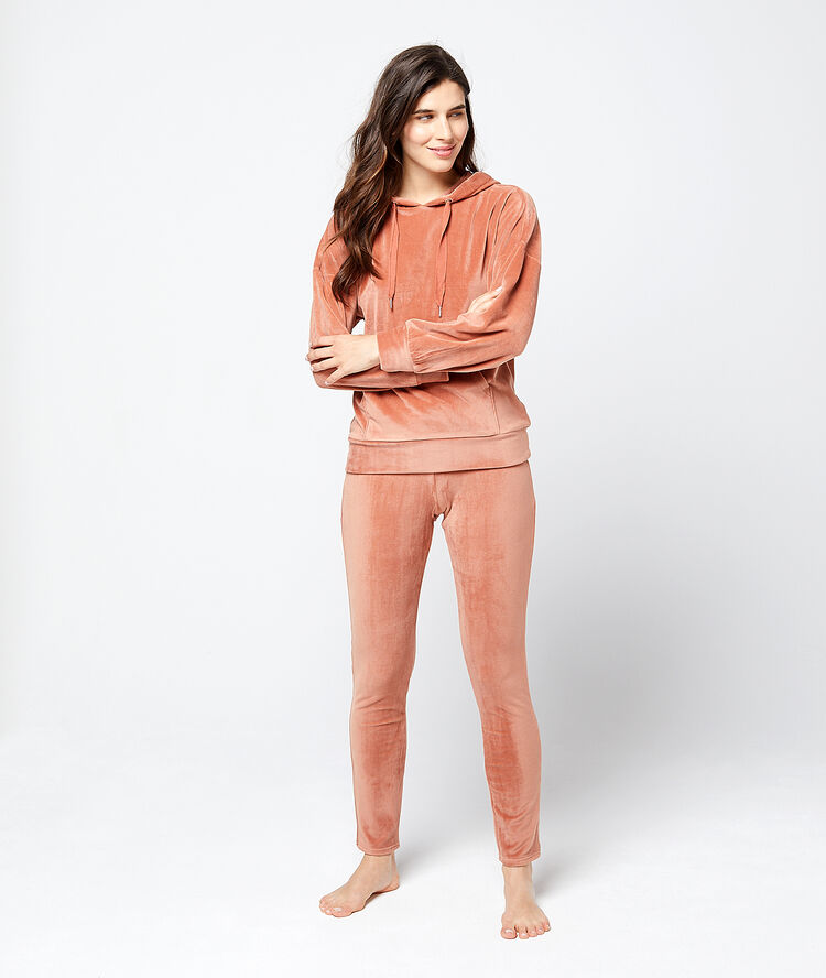 Pantalón homewear terciopelo rojo teja.