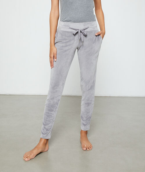 Pantalón efecto terciopelo Pantalón efecto terciopelo