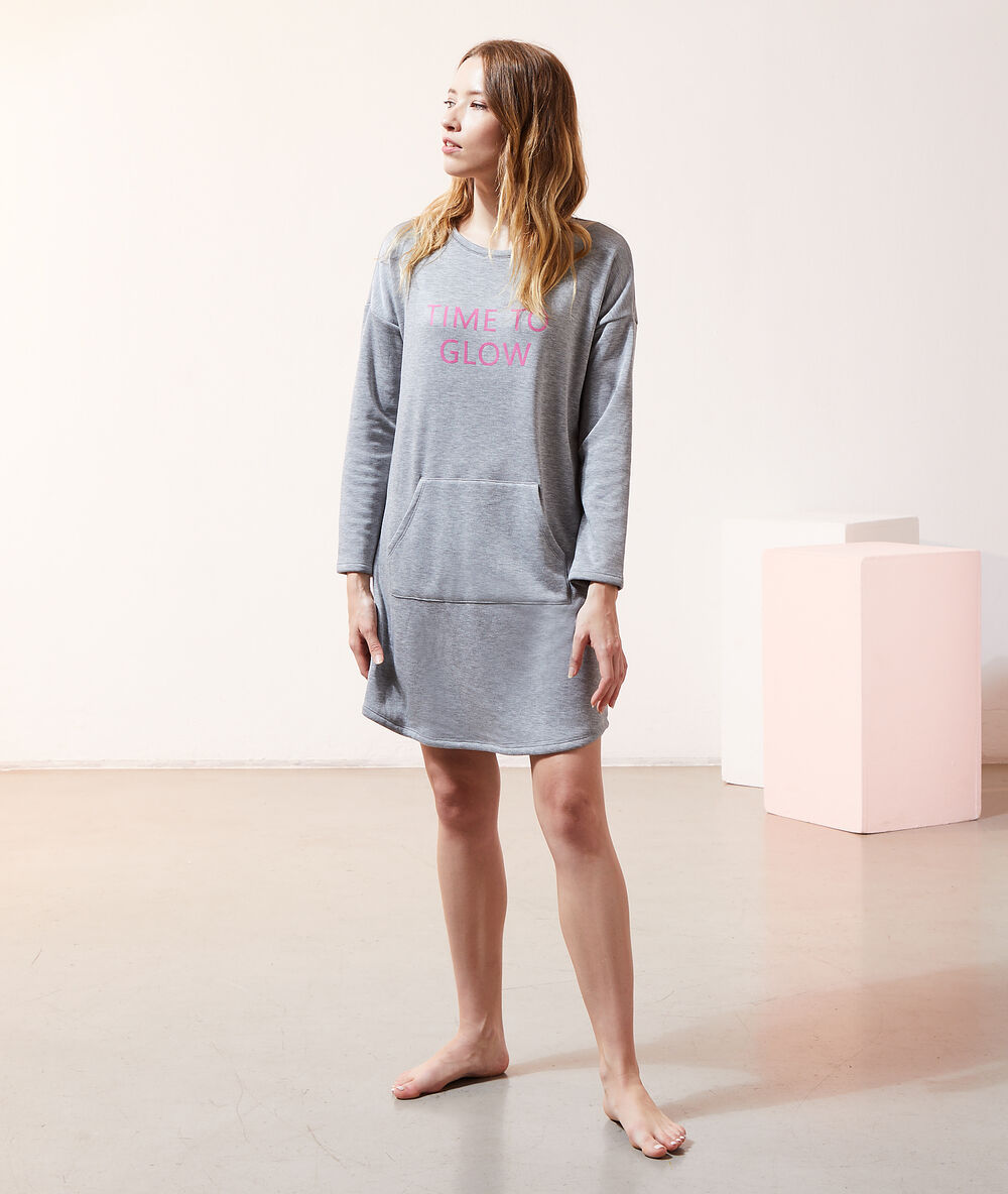 Chemise de nuit "time to glow" gris.