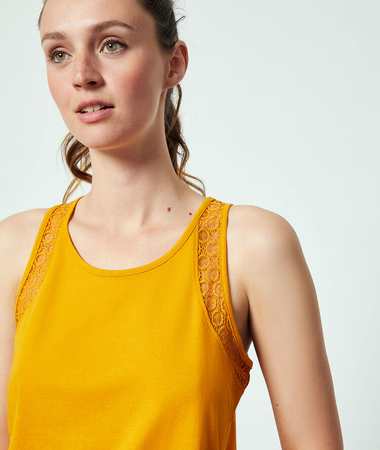 Top con motivos guipur c.ocre.