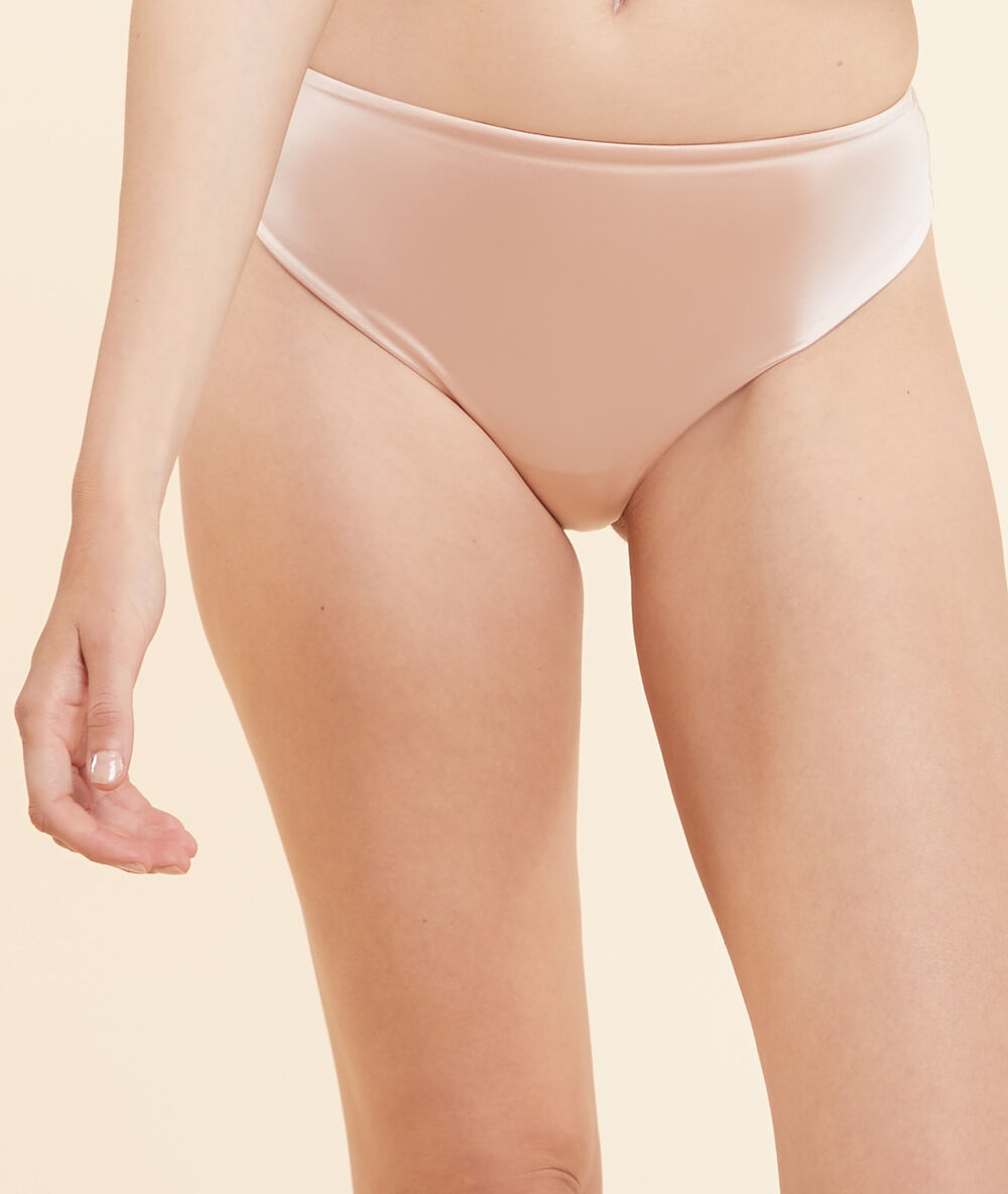 Tanga midi, tejido satinado rosa pálido.